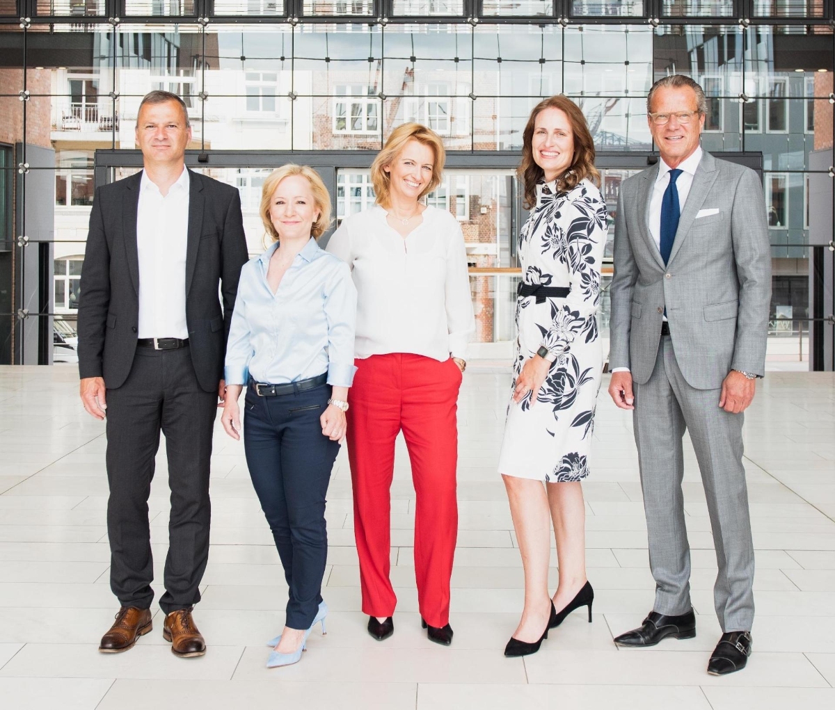 Die neue Führung der FUNKE Mediengruppe: Christoph Rüth, Andrea Glock, Simone Kasik, Bianca Pohlmann und Jochen Beckmann.